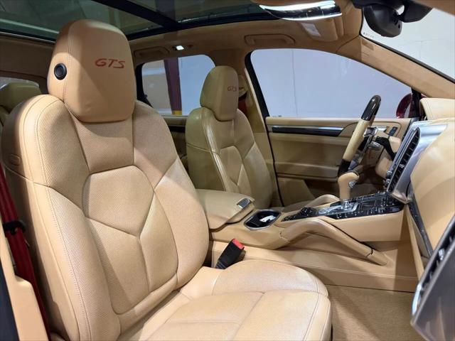 2017 Porsche Cayenne GTS
