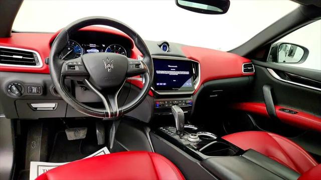 2023 Maserati Ghibli Modena