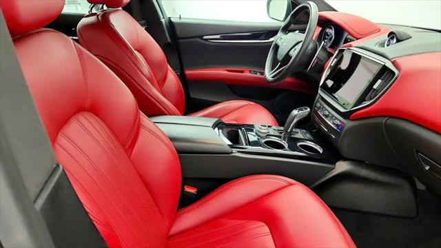 2023 Maserati Ghibli Modena