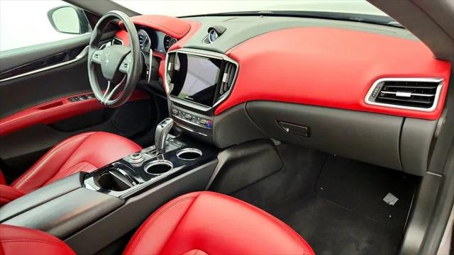2023 Maserati Ghibli Modena