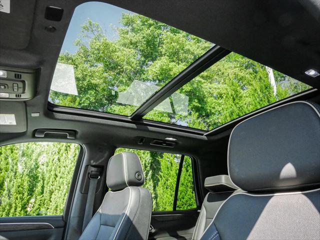 2023 Chevrolet Tahoe 4WD Premier