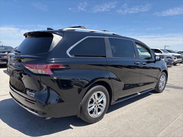 2024 Toyota Sienna Limited