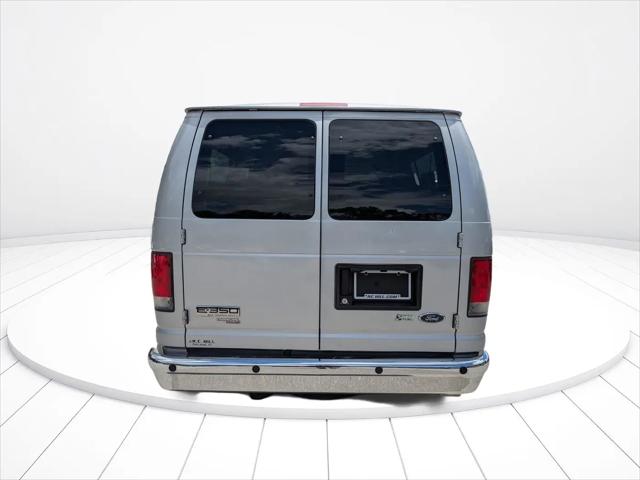 2014 Ford E-350 Super Duty XLT