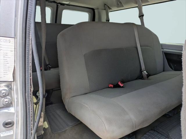 2014 Ford E-350 Super Duty XLT