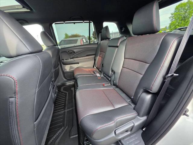 2025 Honda Passport AWD Black
