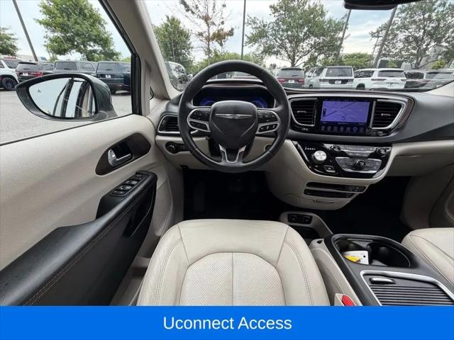 2017 Chrysler Pacifica Touring-L Plus
