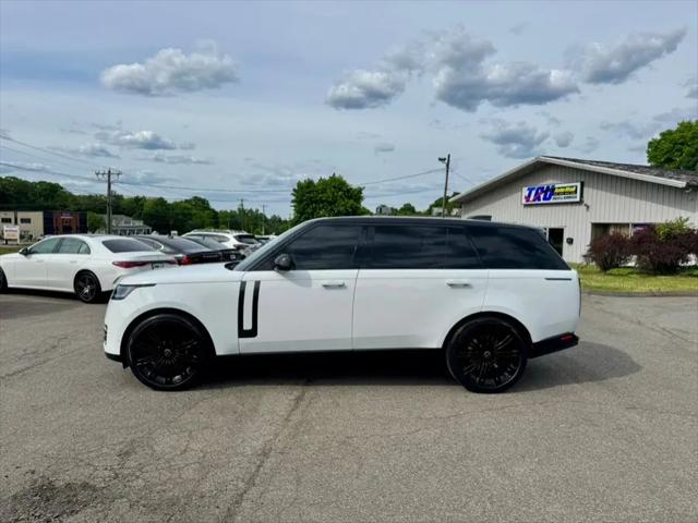 2024 Land Rover Range Rover P530 SE