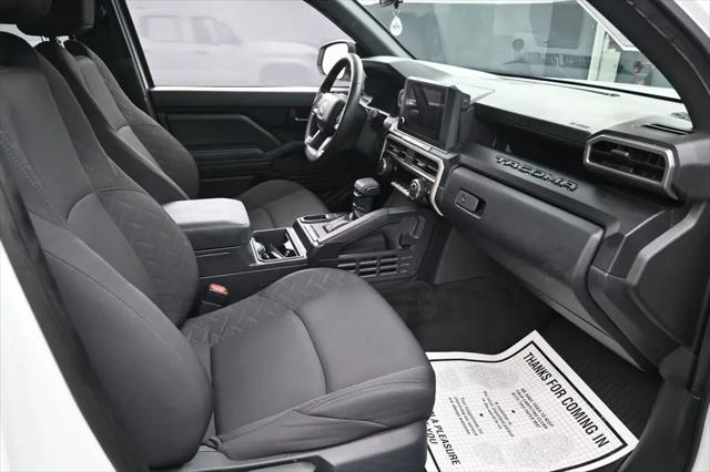 2025 Toyota Tacoma SR