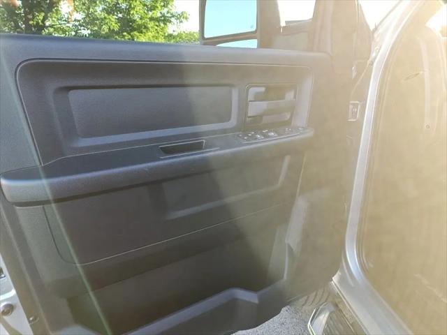 2023 Ram 3500 Tradesman Crew Cab 4x4 6'4" Box