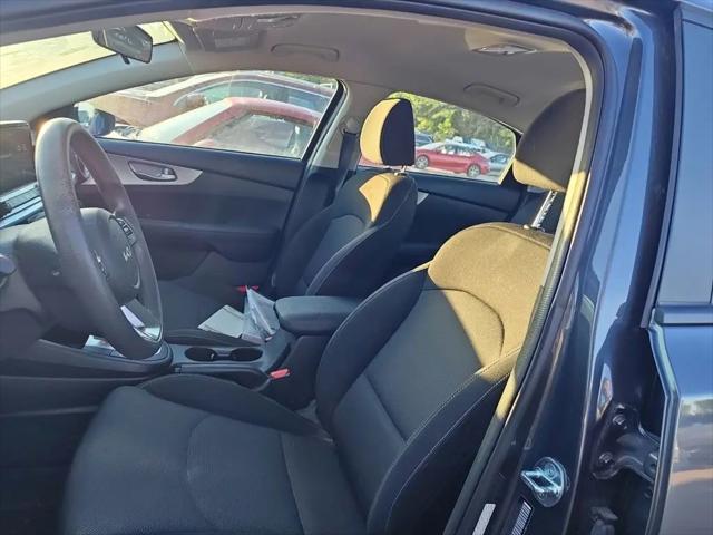 2022 Kia Forte FE