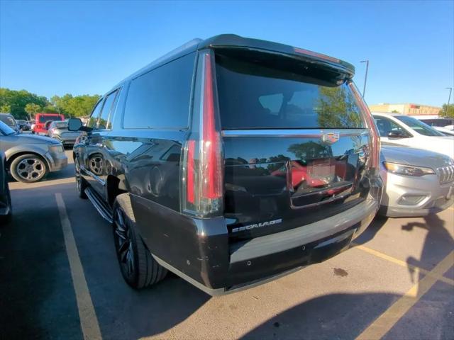 2017 Cadillac Escalade ESV Luxury