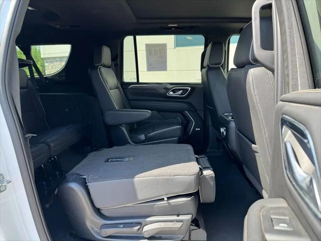 2023 GMC Yukon XL SLT