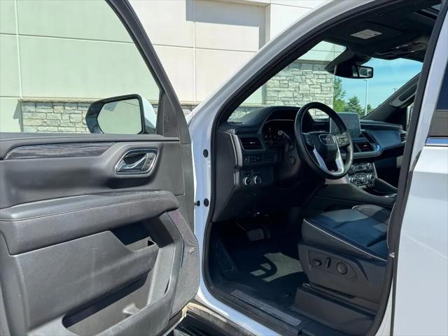 2023 GMC Yukon XL SLT