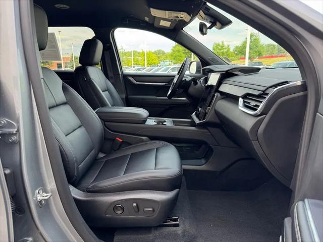 2026 GMC Acadia Elevation AWD