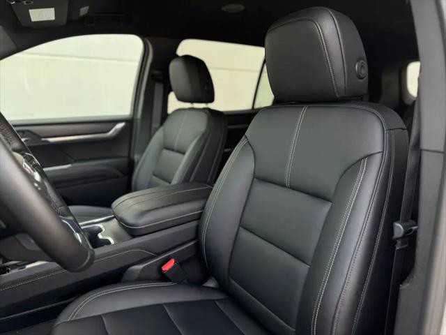 2026 GMC Acadia Elevation AWD