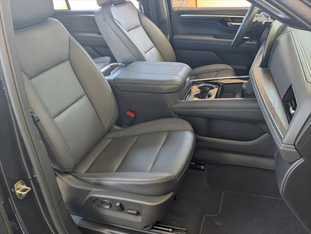 2026 Chevrolet Suburban Z71, 4WD