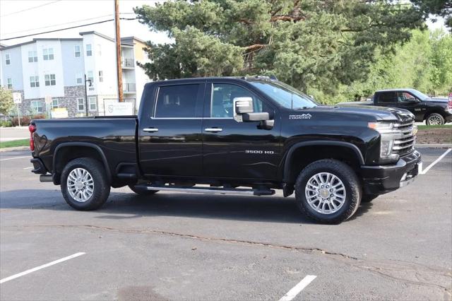 2022 Chevrolet Silverado 3500HD 4WD Crew Cab Standard Bed High Country