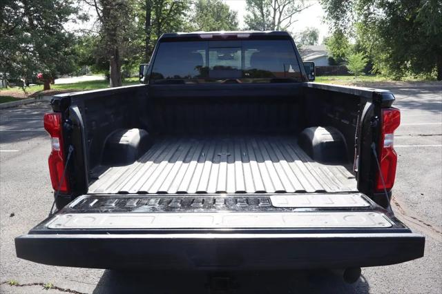 2022 Chevrolet Silverado 3500HD 4WD Crew Cab Standard Bed High Country