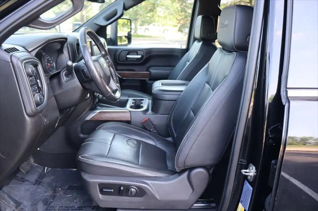 2022 Chevrolet Silverado 3500HD 4WD Crew Cab Standard Bed High Country