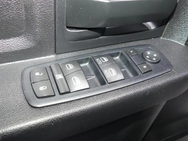 2017 Ram 2500 Tradesman Crew Cab 4x4 6'4" Box