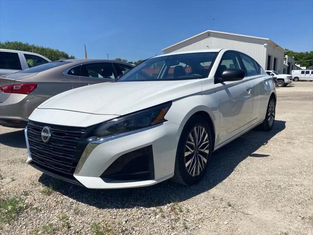 2025 Nissan Altima SV FWD