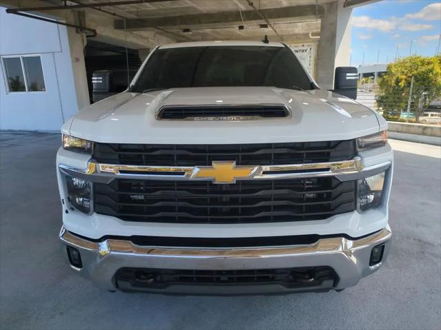 2025 Chevrolet Silverado 2500HD 4WD Crew Cab Standard Bed LT