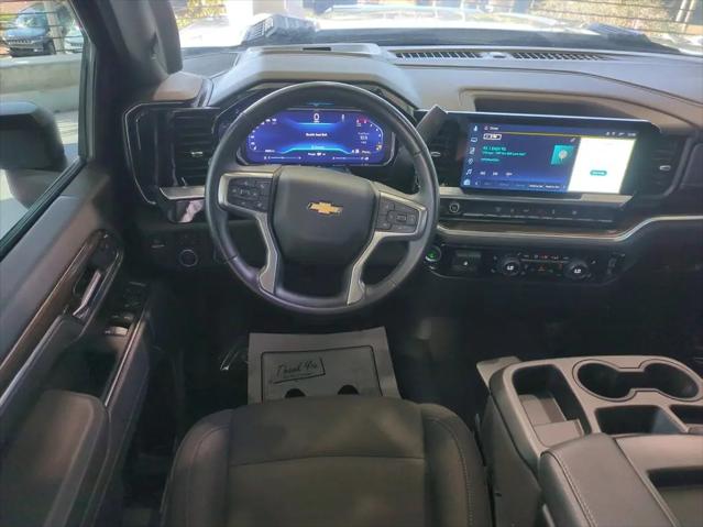 2025 Chevrolet Silverado 2500HD 4WD Crew Cab Standard Bed LT