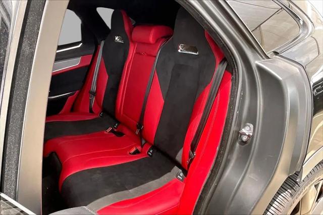 2022 Jaguar F-PACE SVR P550 AWD Automatic