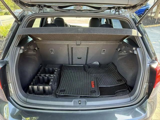 2017 Volkswagen Golf GTI Sport 4-Door