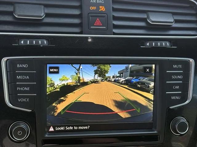 2017 Volkswagen Golf GTI Sport 4-Door