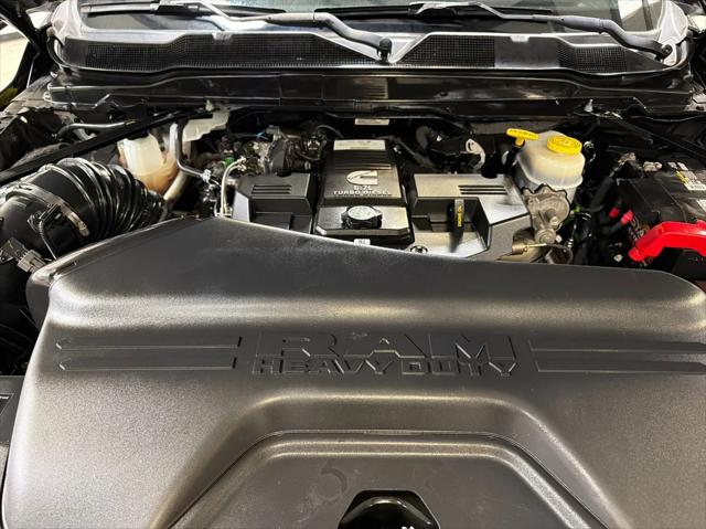 2022 Ram 3500 Laramie Crew Cab 4x4 8' Box