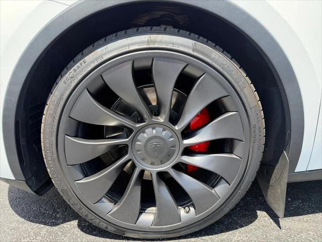 2022 Tesla Model Y Performance Dual Motor All-Wheel Drive