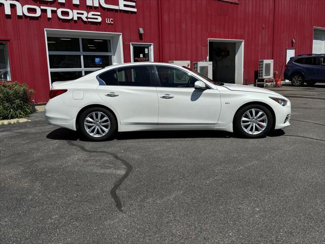 2016 INFINITI Q50 3.0t Premium
