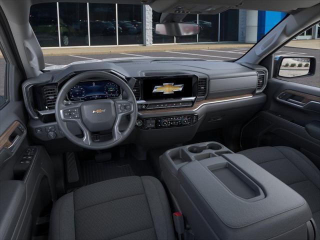 2026 Chevrolet Silverado 1500 4WD Crew Cab Short Bed LT with 2FL