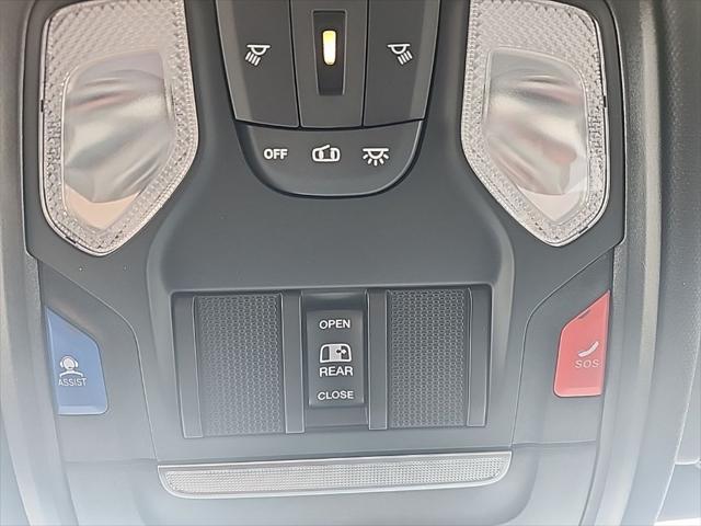 2026 Ram 1500 Tradesman Crew Cab 4x4 57 Box