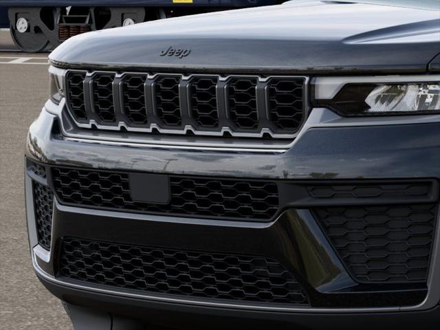2026 Jeep Grand Cherokee L Altitude 4x2