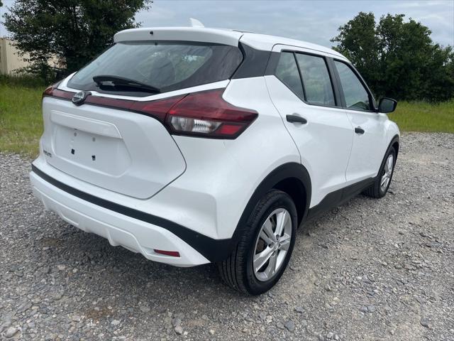 2023 Nissan Kicks S Xtronic CVT