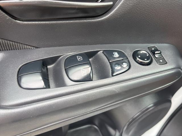 2023 Nissan Kicks S Xtronic CVT