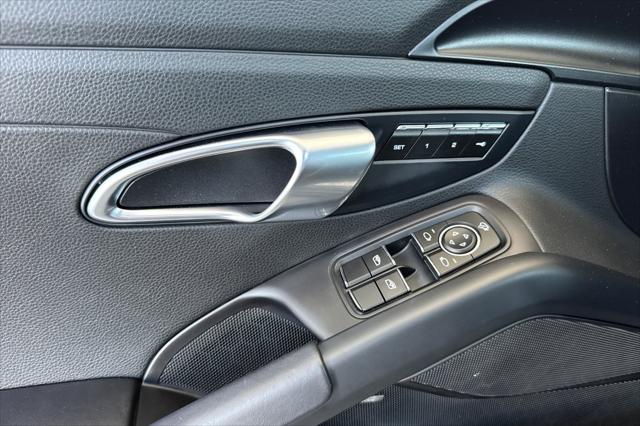 2024 Porsche 718 Cayman S