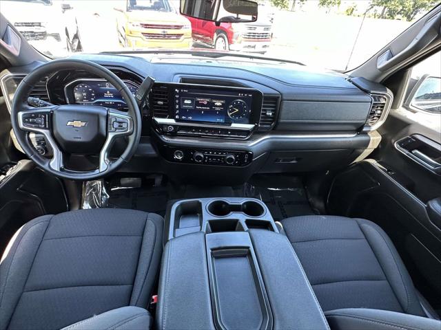 2023 Chevrolet Silverado 1500 4WD Crew Cab Short Bed LT with 2FL