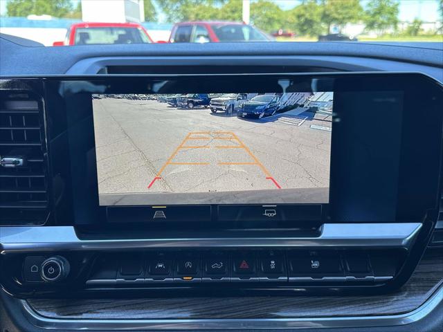 2023 Chevrolet Silverado 1500 4WD Crew Cab Short Bed LT with 2FL