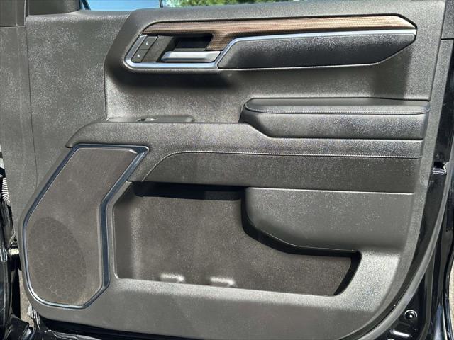2023 Chevrolet Silverado 1500 4WD Crew Cab Short Bed LT with 2FL