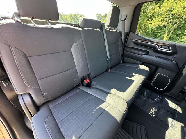 2023 Chevrolet Silverado 1500 4WD Crew Cab Short Bed LT with 2FL