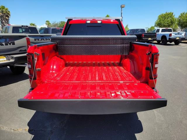 2025 Ram 1500 Big Horn Crew Cab 4x4 5'7" Box