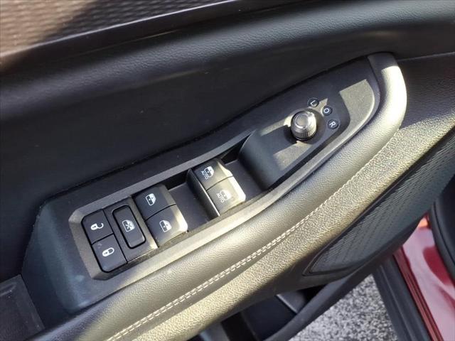 2023 Jeep Grand Cherokee Laredo 4x4
