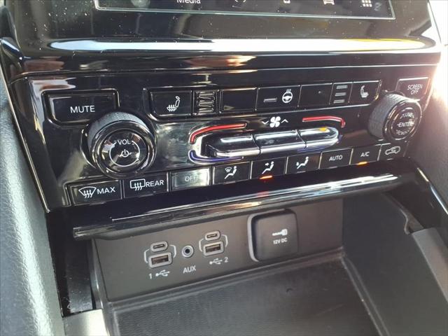 2023 Jeep Grand Cherokee Laredo 4x4