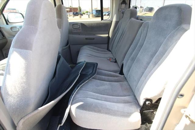 2004 Dodge Dakota SLT