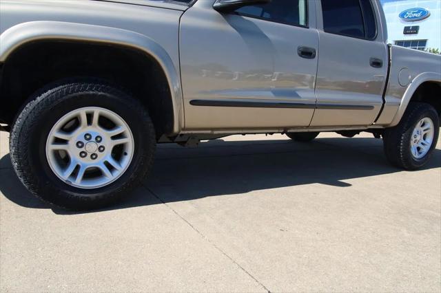 2004 Dodge Dakota SLT