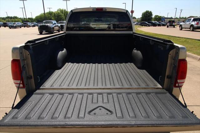 2004 Dodge Dakota SLT