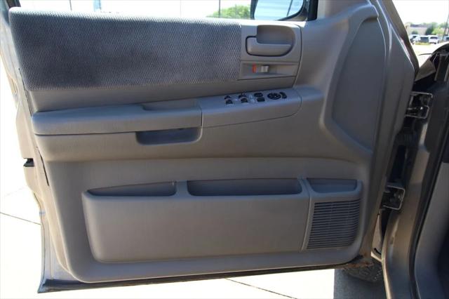 2004 Dodge Dakota SLT